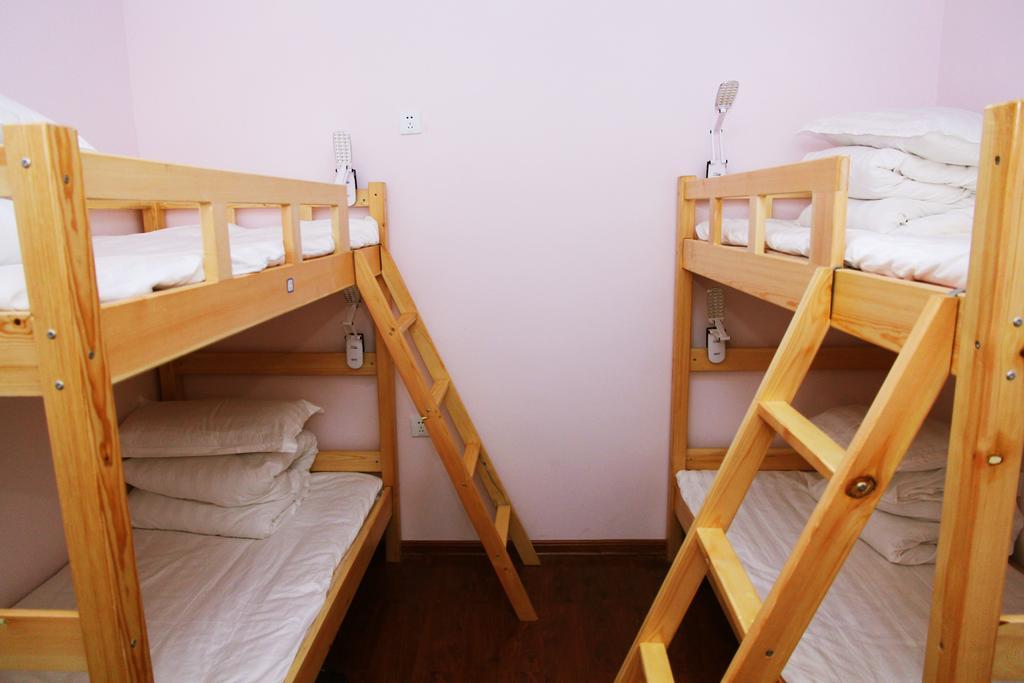 798 International Youth Hostel Jinan Quarto foto